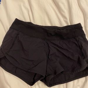 Lululemon kids black run times shorts